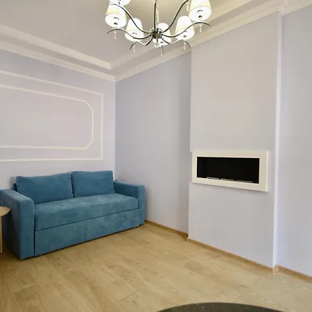Romantic Lux Vivaldi Svobode Avenue 39 Apartment *