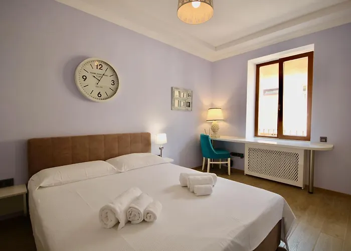 Romantic Lux Vivaldi Svobode Avenue 39